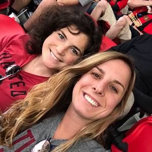 Meet your Posher, Caitlin